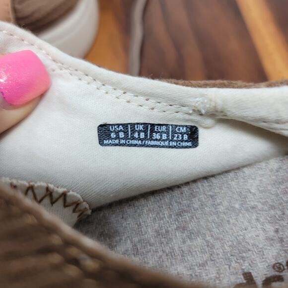 Spenco Santa Clara Brown Corduroy Women's Sneaker 6B NWOT - Picture 8 of 8